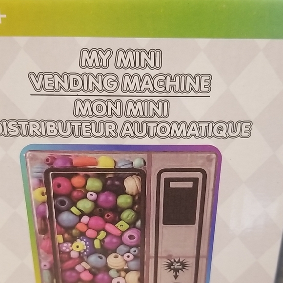Pink Mini Vending Machine Toy - Picture 2 of 4